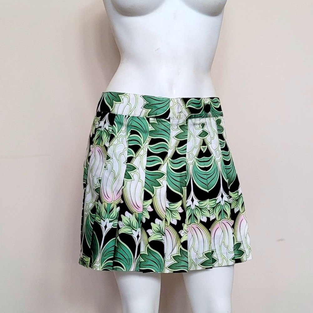 Compliance Alliance Floral Pleated Skirt, size 2